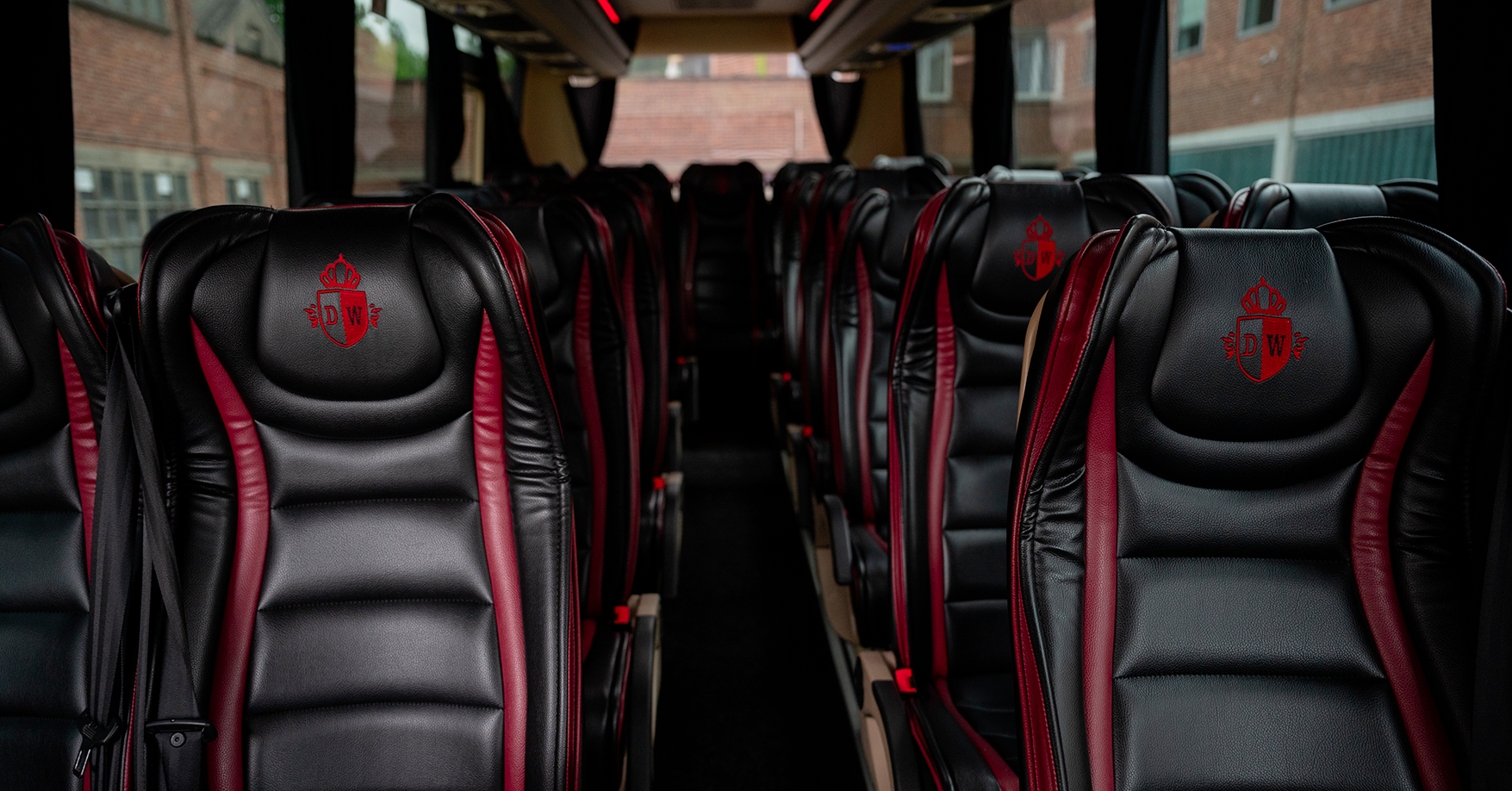 VIP Mini Coach 25 passengers