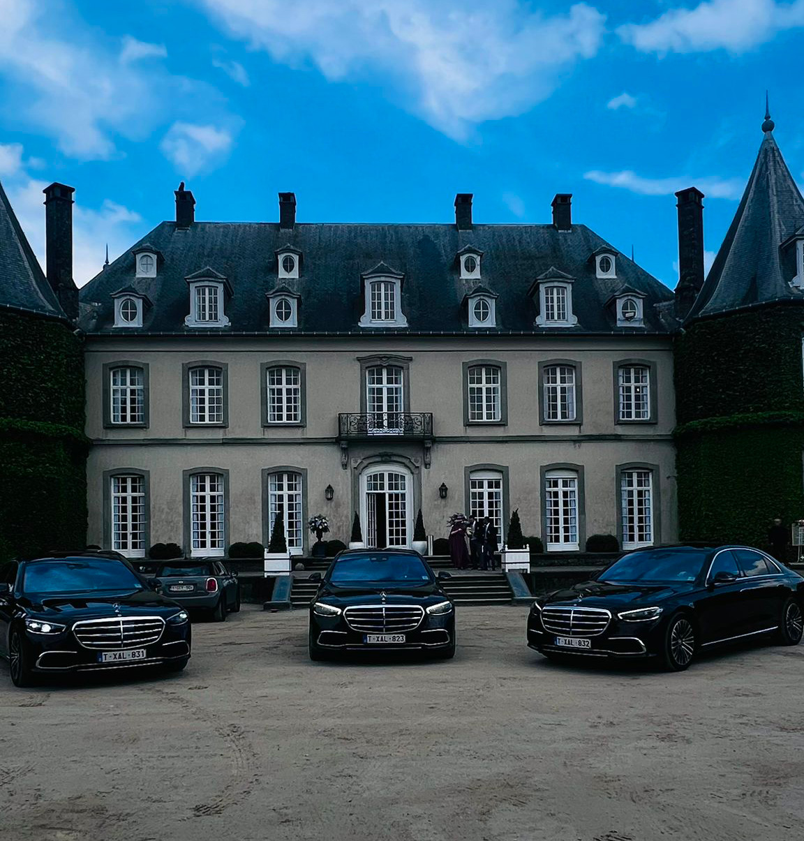 This was a private affair - wedding in La Hulpe in Belgium where we drove in cortège with 4 cars behind the newly weds.